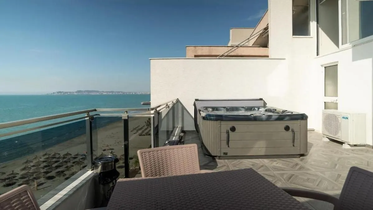 Apartamento Exclusive Seafront Duplex With Jacuzzi Durrës Albania